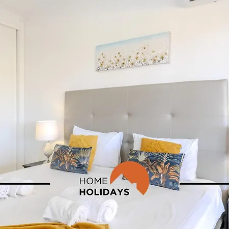#283 Palmeira By Holidays Apartment